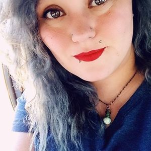 Meet your Posher, Ashton